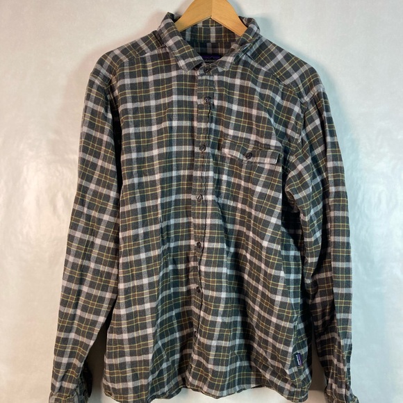 Patagonia Other - Patagonia Lightweight Fjord Flannel Shirt Men’s XL